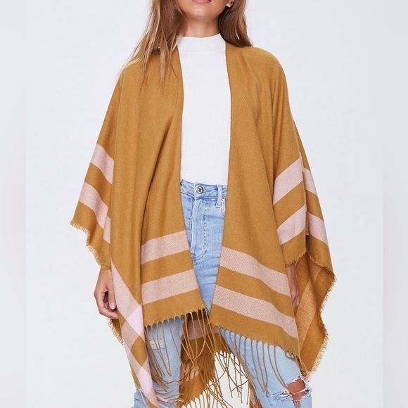 Fringe shawl - Picture 1 of 9